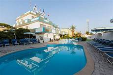 marina di massa web hotel eco mare in marina di massa hotel 3 in marina di massa web hotel eco mare in marina di massa hotel 3 in