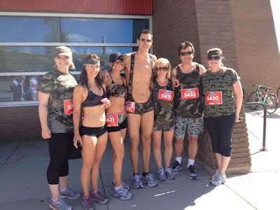 Going Commando Prom 的图像结果