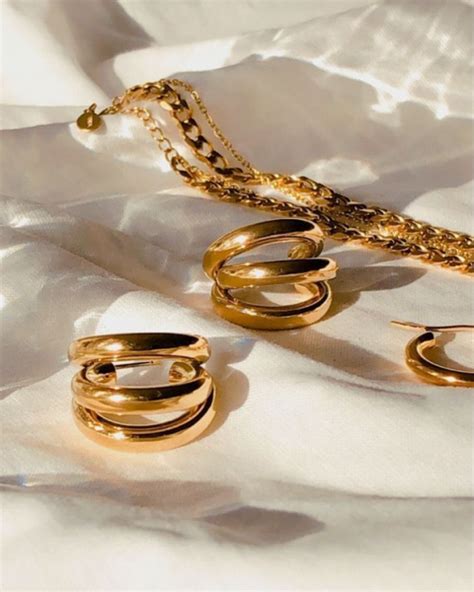 Tanzire - Buy Handmade Minimal Demi Fine Jewelry | Handcrafted Jewelry