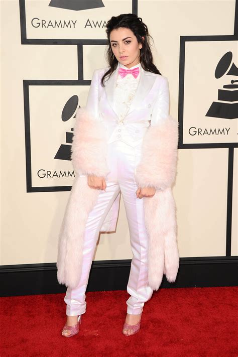 Charli XCX – 2015 Grammy Awards in Los Angeles • CelebMafia