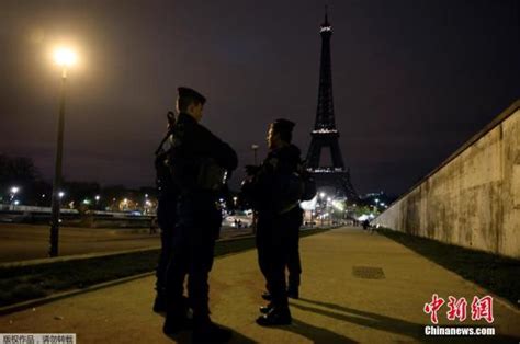 巴黎警方锁定恐袭主谋 荷枪实弹围捕-搜狐