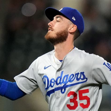 BREAKING NEWS: With last night's hit, Cody Bellinger has reached 60 ...
