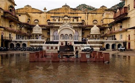 7 Places To Visit In Neemrana In 2026 That Offer A Classy Experience