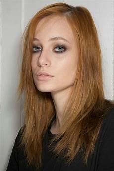 Medium Length Hairstyles For Oval by 7 Hairstyles For Oval Faces To Try This Year Medium Length Hairstyles For Oval