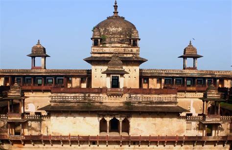 Jahangir Mahal in Orchha | TimesTravel