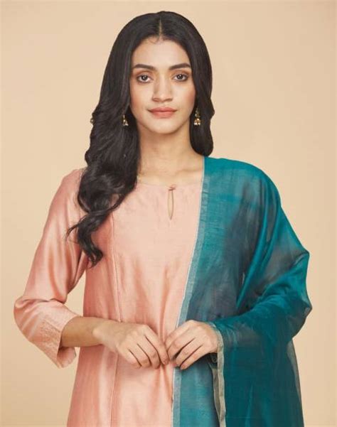 Fabindia Clothing And Accessories - Buy Fabindia Clothing And ...