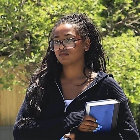 Michelle Obama addresses the Barack Obama divorce rumors with humor