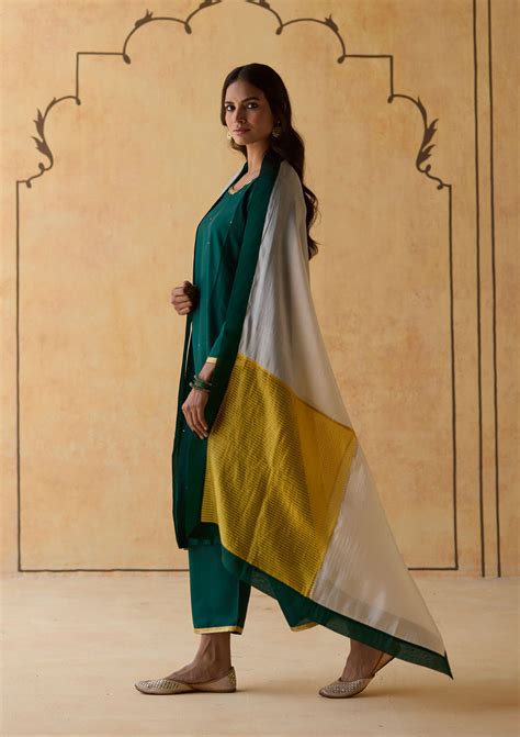 Kurtas – Page 3 – Andaaz by Jyoti Dhawan