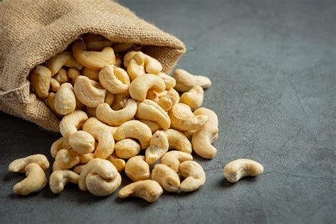 The Health Benefits of Cashew Nuts: Why You Should Make Them a Part of ...