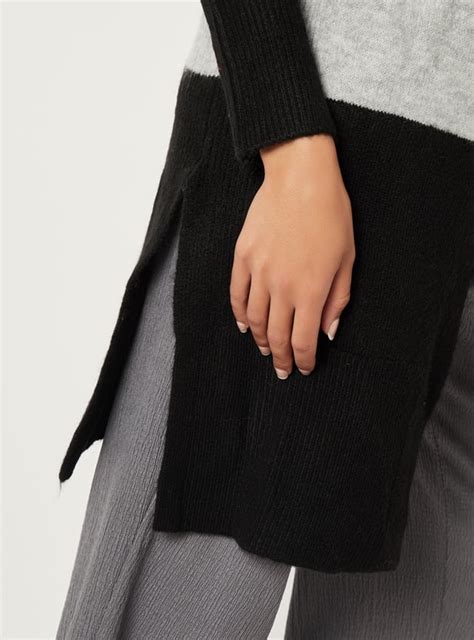 Buy Women Knit Colourblock Longline Cardigan Online at just Rs. 1599.0 ...