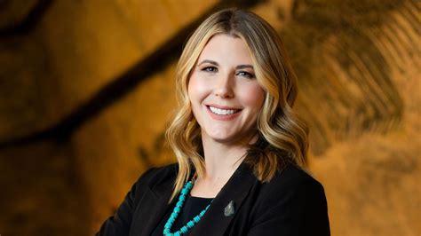 Triassic Vertebrate Tracks: A Record of the Oldest Mesozoic Tracks from ...