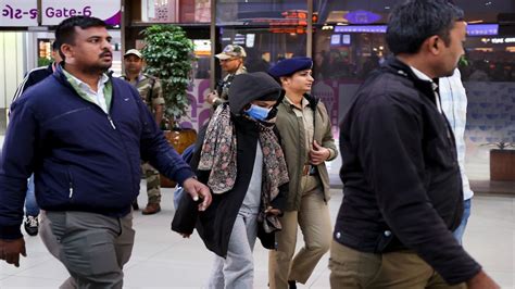 US Military Plane Deports 104 Indian Migrants - Goodreturns