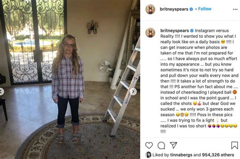Britney Spears 'insecure' about her looks