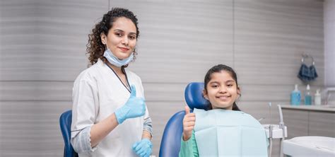 Invisalign vs Braces: Pros, Cons & Cost Comparison