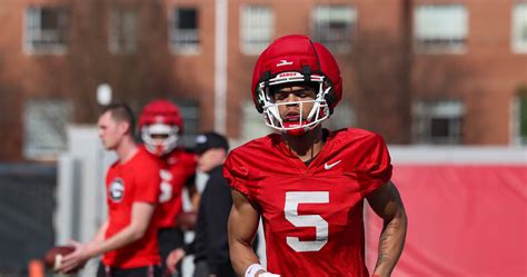 Georgia Football Podcast: CBS writer makes surprising pick for UGA's ...