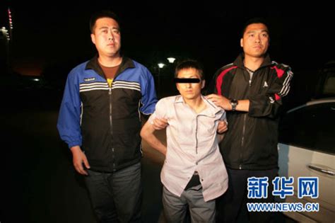 北京警方公布故宫展品被窃案嫌疑人作案过程_新闻中心_新浪网