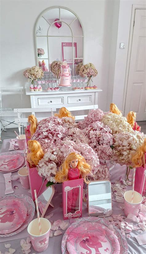 Barbie Birthday Party Ideas | Photo 25 of 48 | Catch My Party