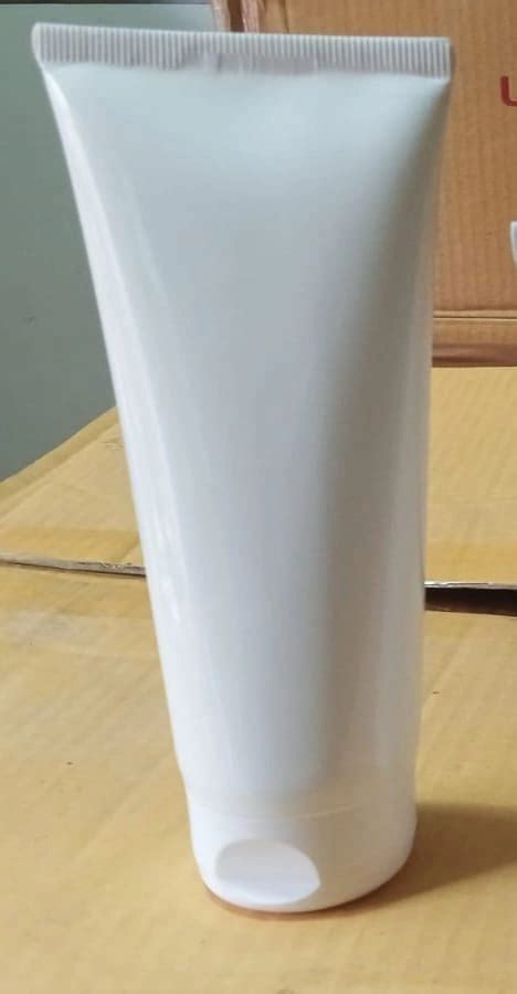 plastic packaing tubes