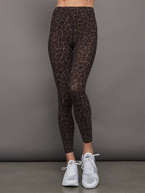 High Rise Legging in Melt - Leopard Print – Carbon38