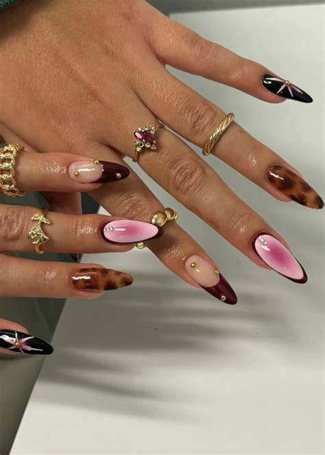 27 Exquisite Long Almond Nail Design Ideas for Unmatched Elegance and ...