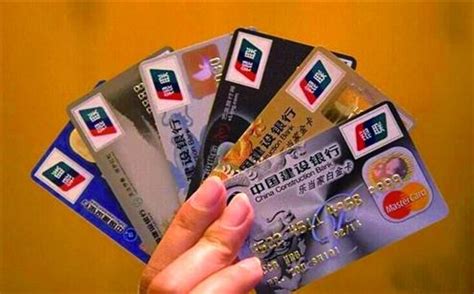 对比四大行信用卡优点和缺点_江南文明网