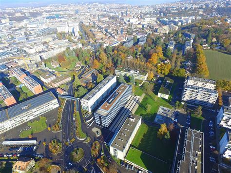 瑞士纳沙泰尔大学学费一年多少钱