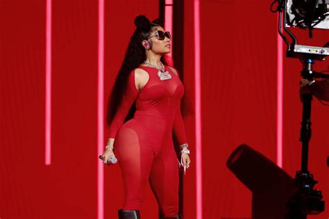 Nicki Minaj And Ice Spice Flags Waved By Soldiers On Christmas