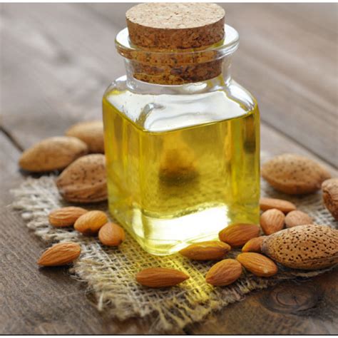 apa manfaat almond oil untuk rambut