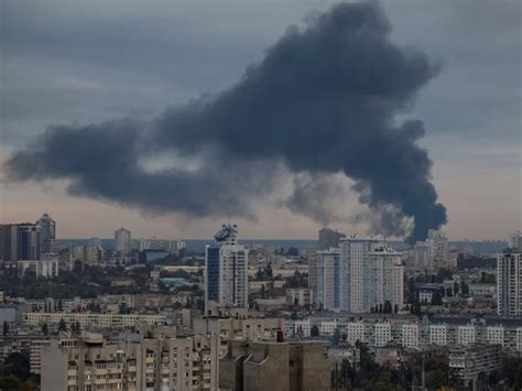 12-year-old girl among 4 dead in Kyiv amid Russian strikes
