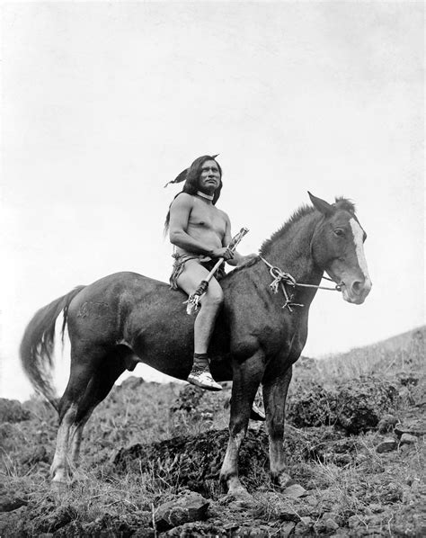 American Indian bridle and tack - Kingdom of Horses