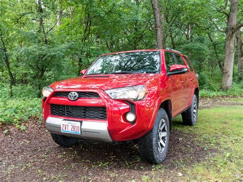 2017 Toyota 4Runner Off-Road: Capable, Comfortable, and Versatile