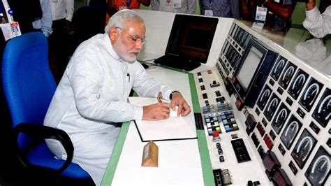 PM visits Bhabha Atomic Research Centre