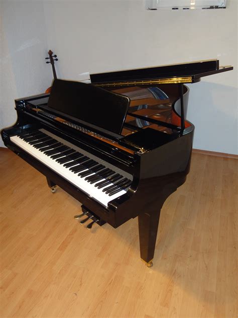 Kawai Flügel Modell GE 172cm lang Schwarz Hochglanz in Kronach | Musik ...