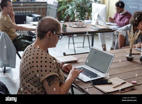 Busy Office Worker 的图像结果