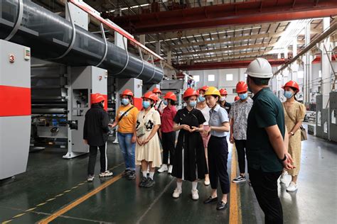 我校2019级留学生赴陕西北人印机公司参观学习-陕西工业职业技术学院