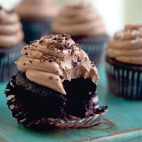 magnolia buttercream