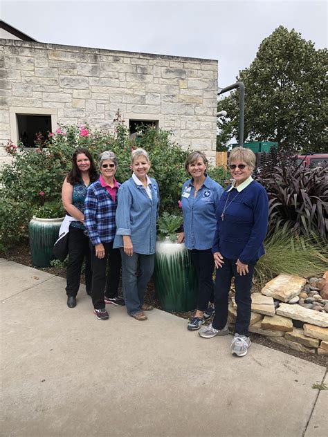 Carleen Bright Arboretum Field Trip - Lake Granbury Master Gardeners