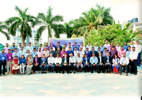 Activity Committee 的图像结果