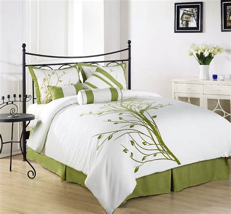 Chezmoi Collection 7 Pieces Green Tree on White Queen Comforter Set ...