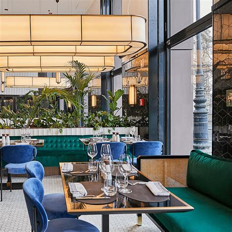 Premium Dining Tables & Chairs | Factory-direct Supplier