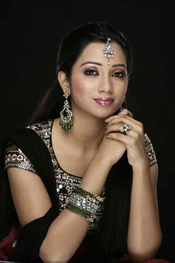Shreya Ghoshal Wiki, Hd Images, Boyfriend, Affairs,Today Updates ...