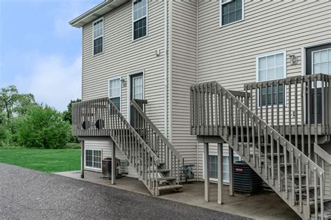 Hunter Star Properties in DeKalb, IL - Photo Gallery