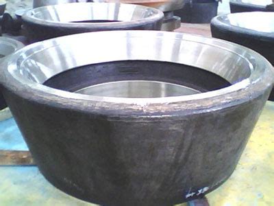 Shell Grinding Process with Machine 的图像结果