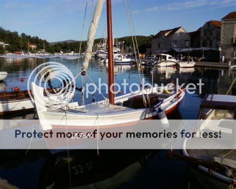 Pogledaj temu - Drvene barke - slike