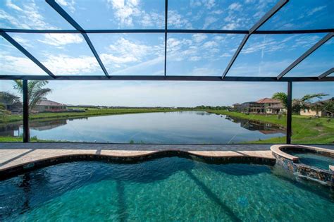 Pool Screen Enclosure