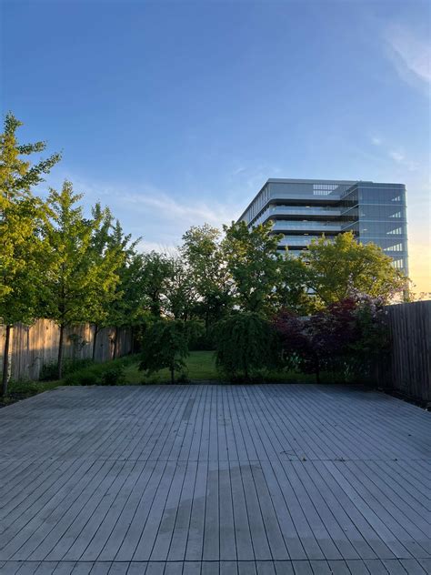 Private Outdoor Riverfront Event Space in Lincoln Park, Chicago, IL ...