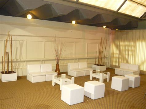 Innova Disegno: Stands, Opiniones de clientes y Servicios