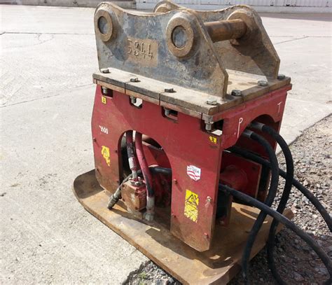 Using a Wacker Plate UK 的图像结果