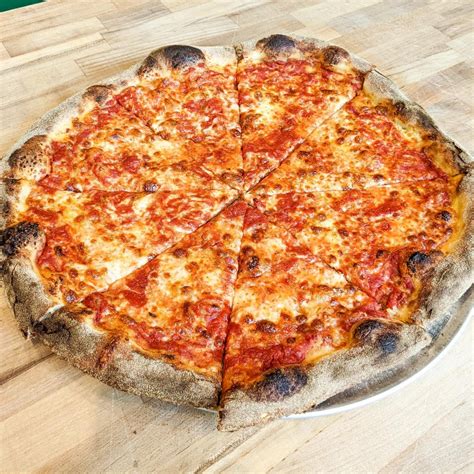 Made an 18 inch pizza. : r/Pizza