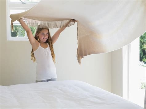 Learning milestones: Cognitive skills (ages 3 and 4) | BabyCenter